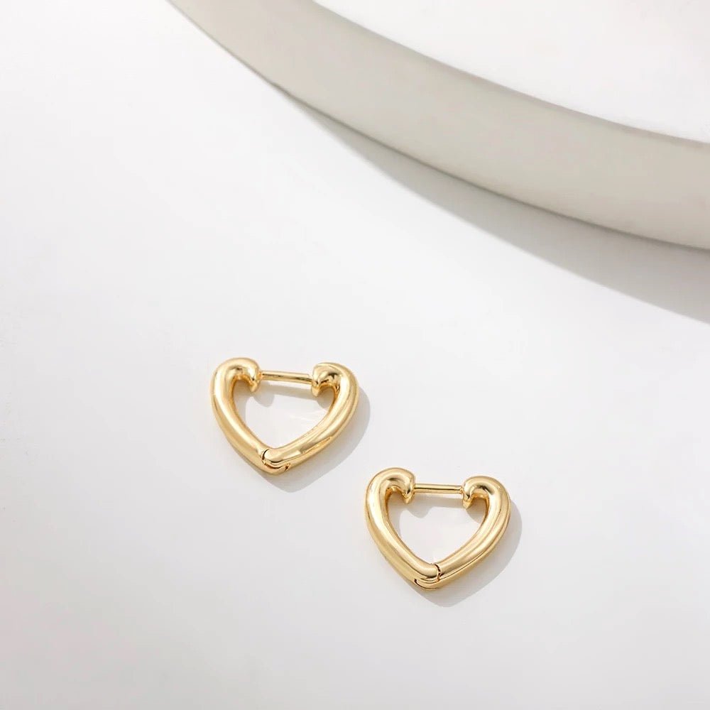 The Avi Heart Earrings - C.J.ROCKER